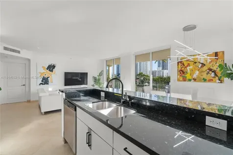 17555 Atlantic Boulevard Sunny Isles Beach FL 33160