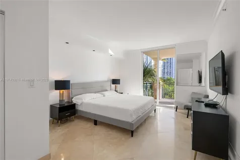 17555 Atlantic Boulevard Sunny Isles Beach FL 33160