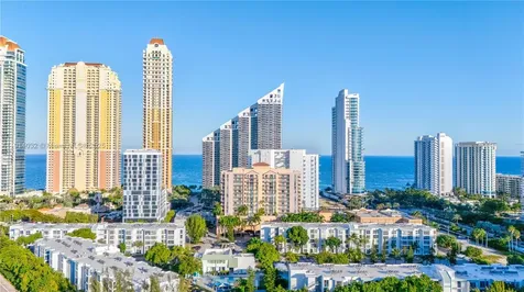 17555 Atlantic Boulevard Sunny Isles Beach FL 33160
