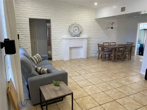 540 NW 111th Street Miami FL 33168