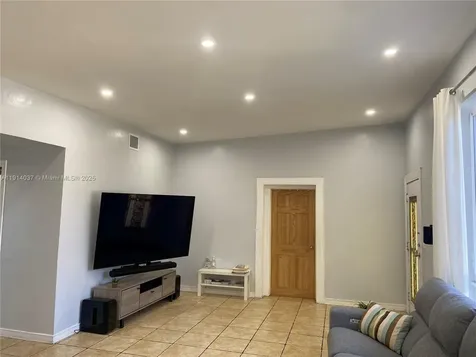 540 NW 111th Street Miami FL 33168