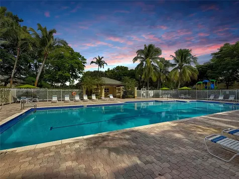 2179 Hacienda Terrace Weston FL 33327