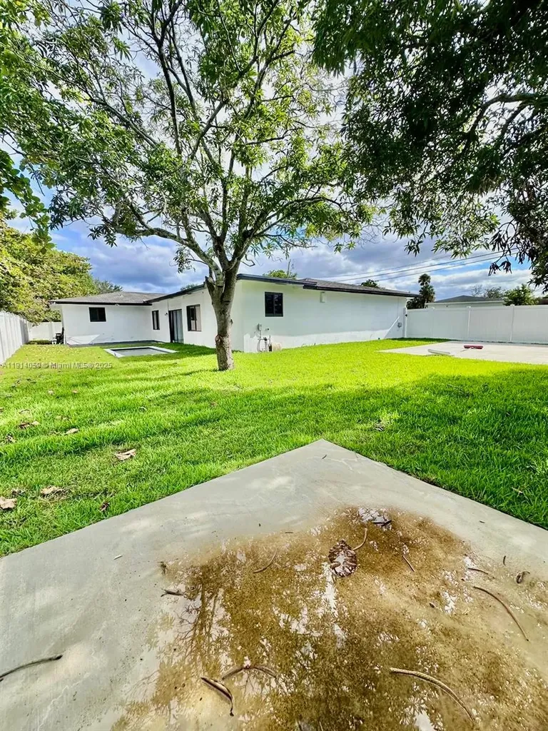 2931 NW 8th Road Fort Lauderdale FL 33311