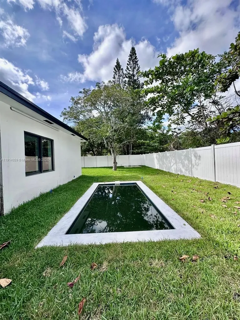 2931 NW 8th Road Fort Lauderdale FL 33311