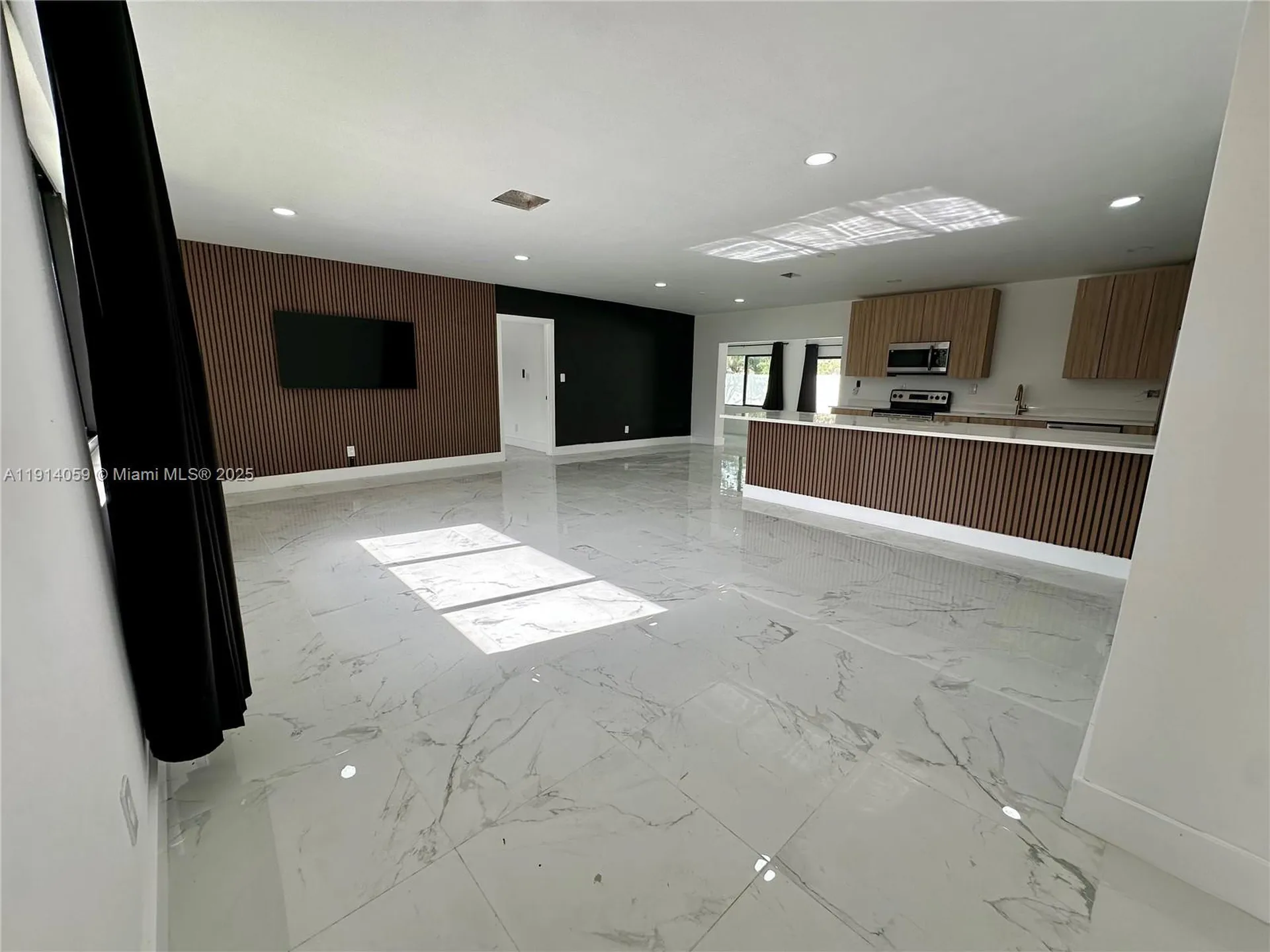 2931 NW 8th Road Fort Lauderdale FL 33311