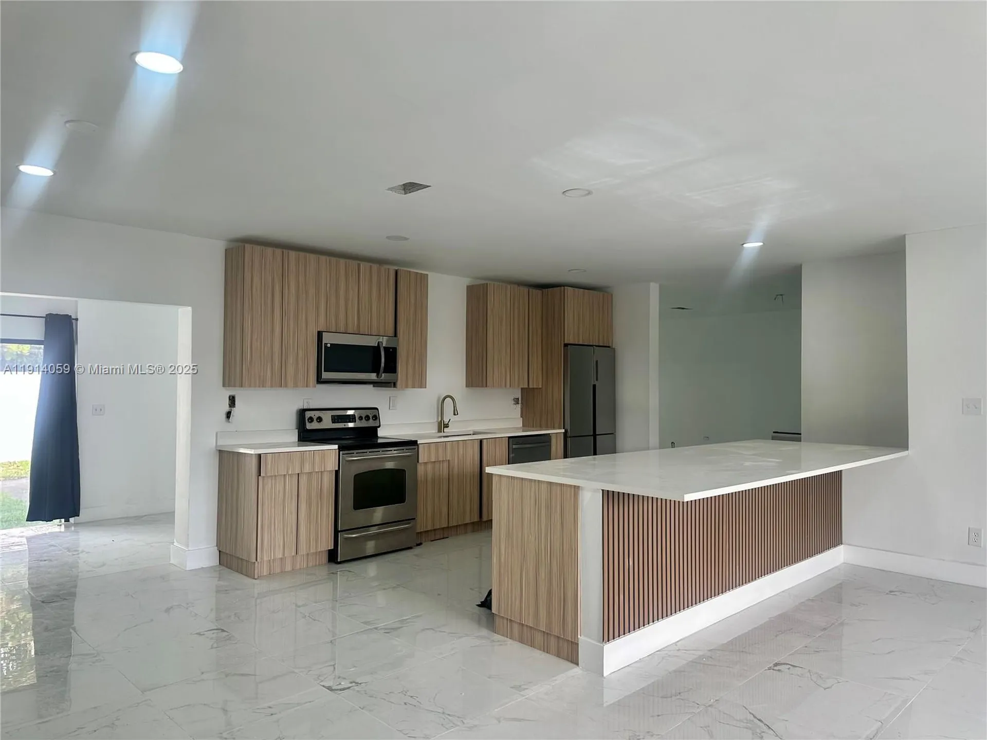 2931 NW 8th Road Fort Lauderdale FL 33311