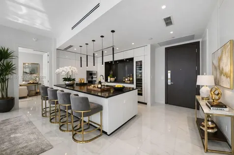 300 Biscayne Boulevard Way Miami FL 33131