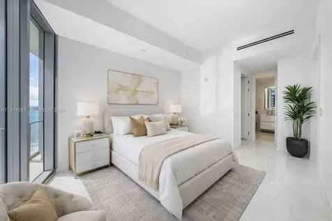 300 Biscayne Boulevard Way Miami FL 33131