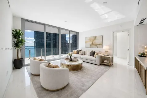 300 Biscayne Boulevard Way Miami FL 33131