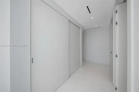 300 Biscayne Boulevard Way Miami FL 33131
