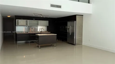 6000 Collins Avenue Miami Beach FL 33140