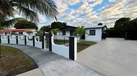 5020 NW 170th Street Miami Gardens FL 33055