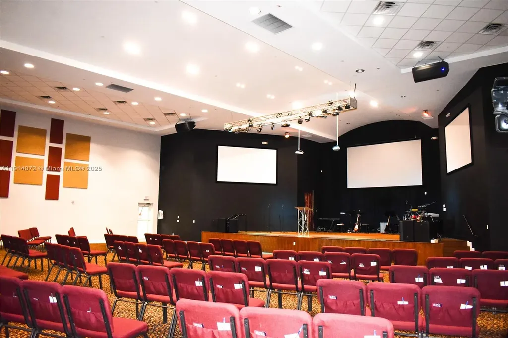 7800 NW 39th Street Sunrise FL 33351