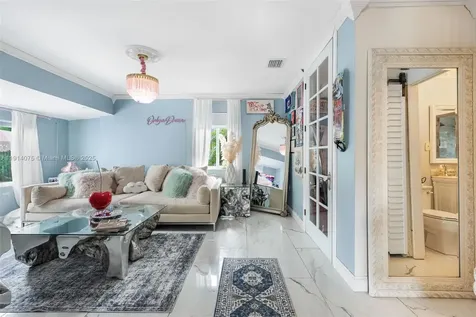 2820 SW 33rd Court Miami FL 33133