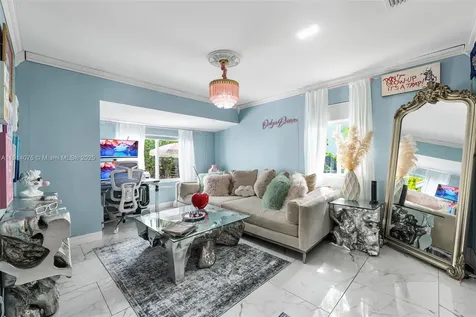 2820 SW 33rd Court Miami FL 33133