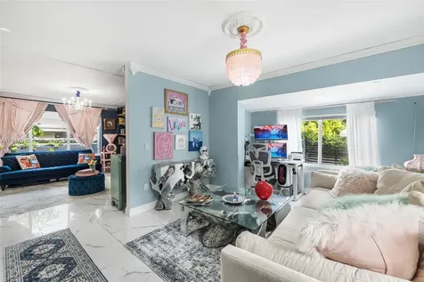 2820 SW 33rd Court Miami FL 33133