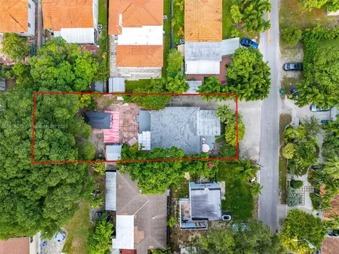 2820 SW 33rd Court Miami FL 33133