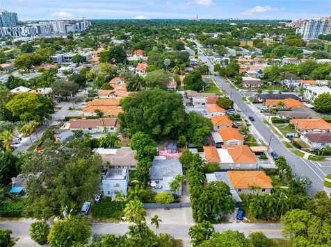 2820 SW 33rd Court Miami FL 33133