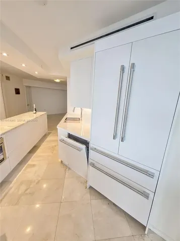 6301 Collins Avenue Miami Beach FL 33141