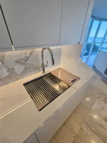 6301 Collins Avenue Miami Beach FL 33141