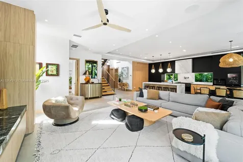 8625 NE 10th Avenue Miami FL 33138