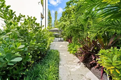 8625 NE 10th Avenue Miami FL 33138