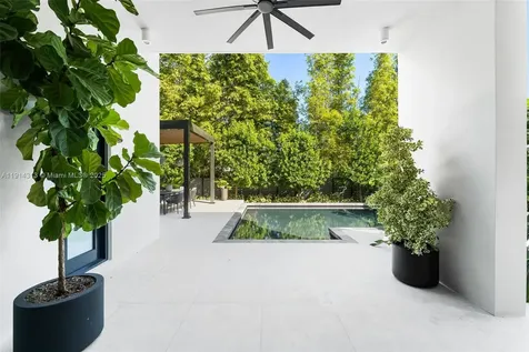 8625 NE 10th Avenue Miami FL 33138