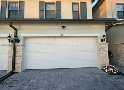 2162 Appleton Circle N Oakland Park FL 33309