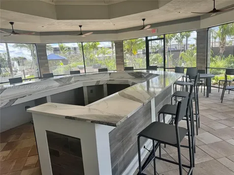 2162 Appleton Circle N Oakland Park FL 33309