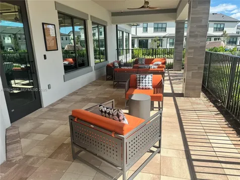 2162 Appleton Circle N Oakland Park FL 33309
