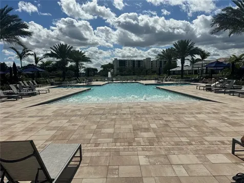 2162 Appleton Circle N Oakland Park FL 33309