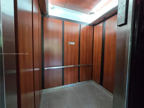 6940 Miami Gardens Drive Hialeah FL 33015