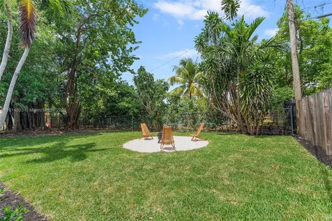 9915 SW 212th Street Cutler Bay FL 33189