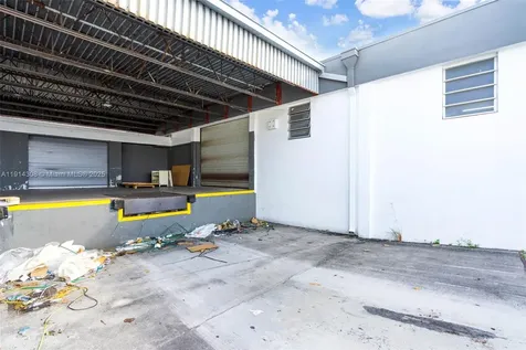 3925 E 10th Court Hialeah FL 33013