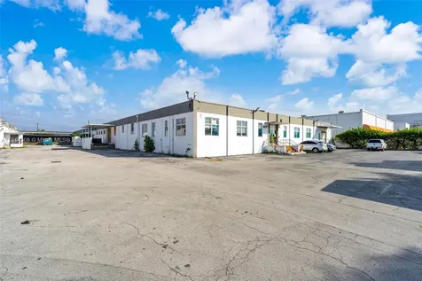 3925 E 10th Court Hialeah FL 33013
