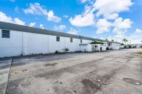 3925 E 10th Court Hialeah FL 33013