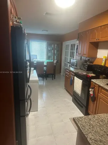 9530 Sunset Strip Sunrise FL 33322