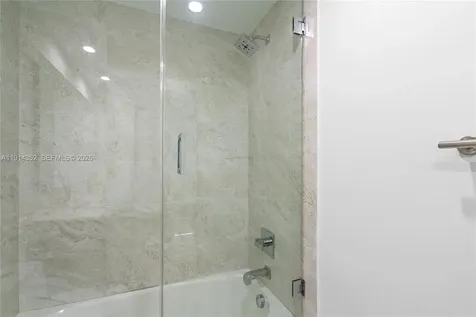 488 NE 18th Street Miami FL 33132