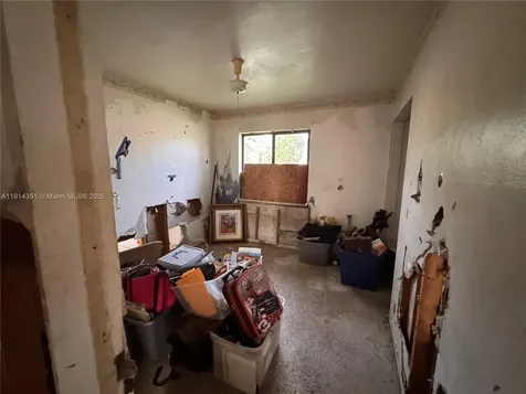 2401 SW 50th Terrace Fort Lauderdale FL 33317