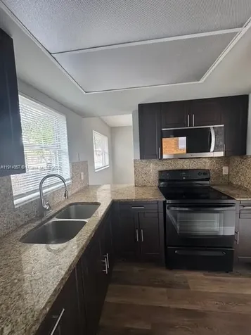 7810 SW 10th Street North Lauderdale FL 33068