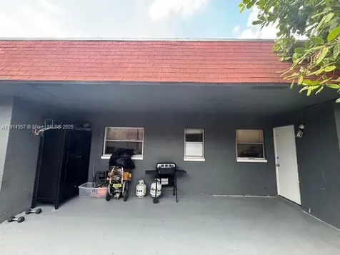 7810 SW 10th Street North Lauderdale FL 33068