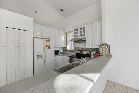 9518 NW 47th Terrace Doral FL 33178