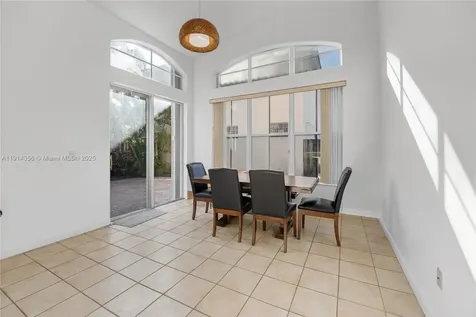 9518 NW 47th Terrace Doral FL 33178