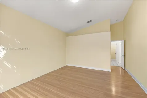 9518 NW 47th Terrace Doral FL 33178