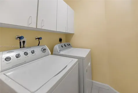 9518 NW 47th Terrace Doral FL 33178