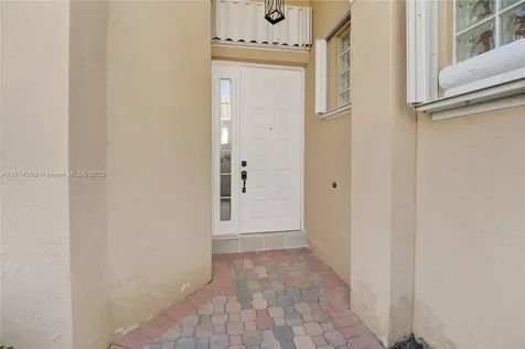 9518 NW 47th Terrace Doral FL 33178