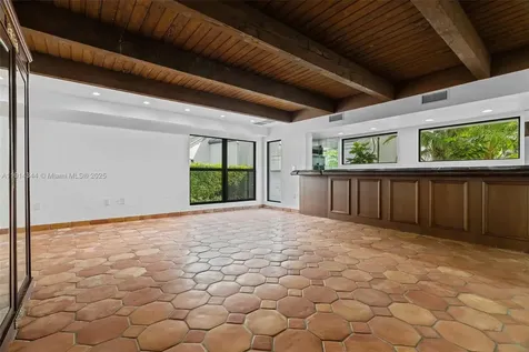 20215 W Oak Haven Circle Miami FL 33179