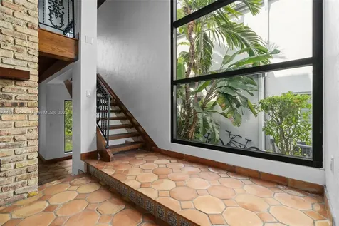20215 W Oak Haven Circle Miami FL 33179