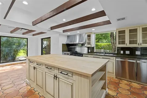 20215 W Oak Haven Circle Miami FL 33179