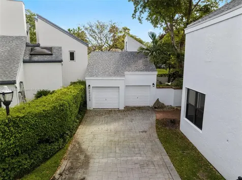 20215 W Oak Haven Circle Miami FL 33179